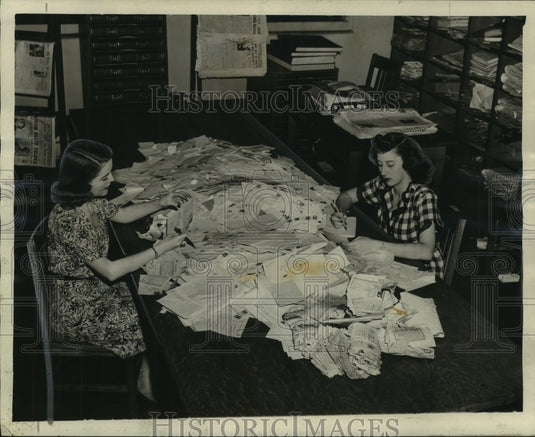  Press Photo 22,314 votes in daylight saving poll- Historic Images