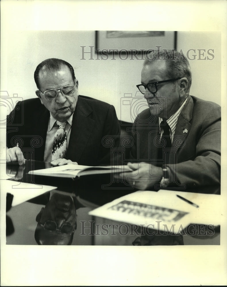  Press Photo Doctor Joseph D&#39;Antoni, and Albert P. &quot;Goat&quot; Kreider- Historic Images