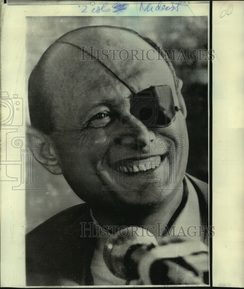 1970 Press Photo Israeli Defense Minister Moshe Dayan at Tel Aviv Press Luncheon- Historic Images