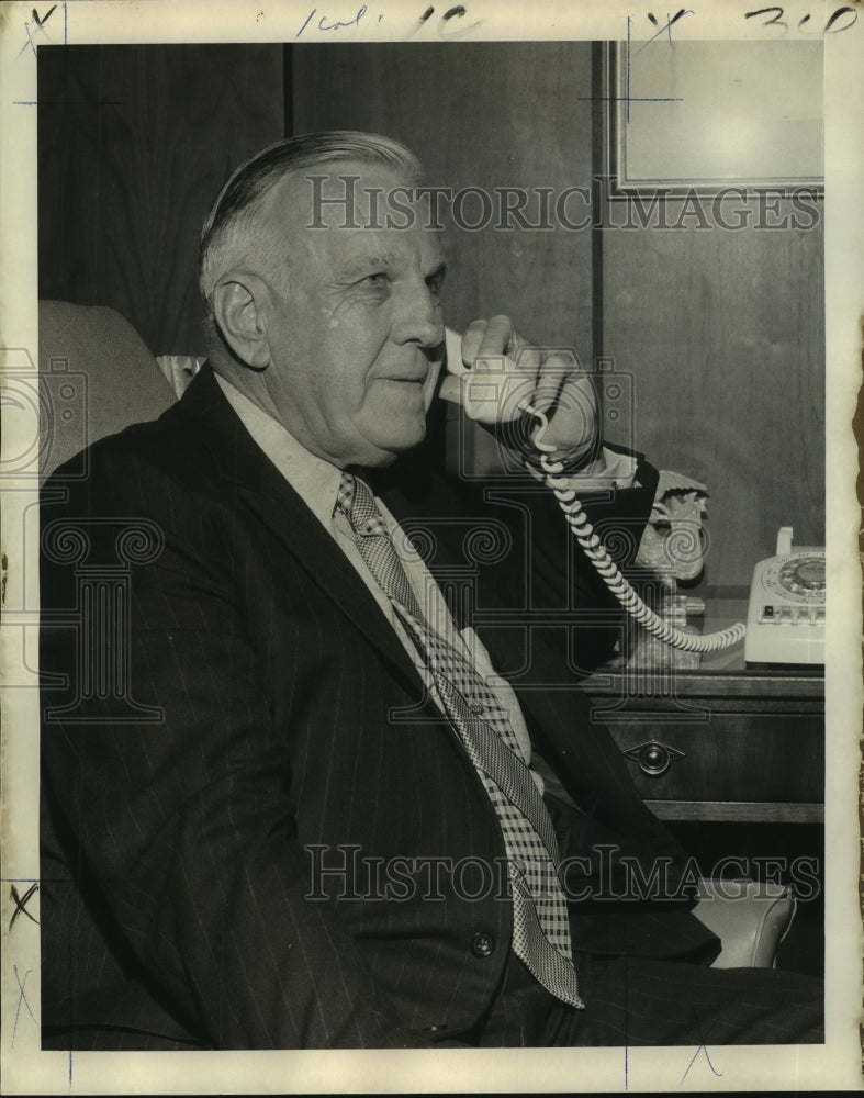 1974 Press Photo Joseph Davies, superintendent of St. Bernard Parish Schools- Historic Images