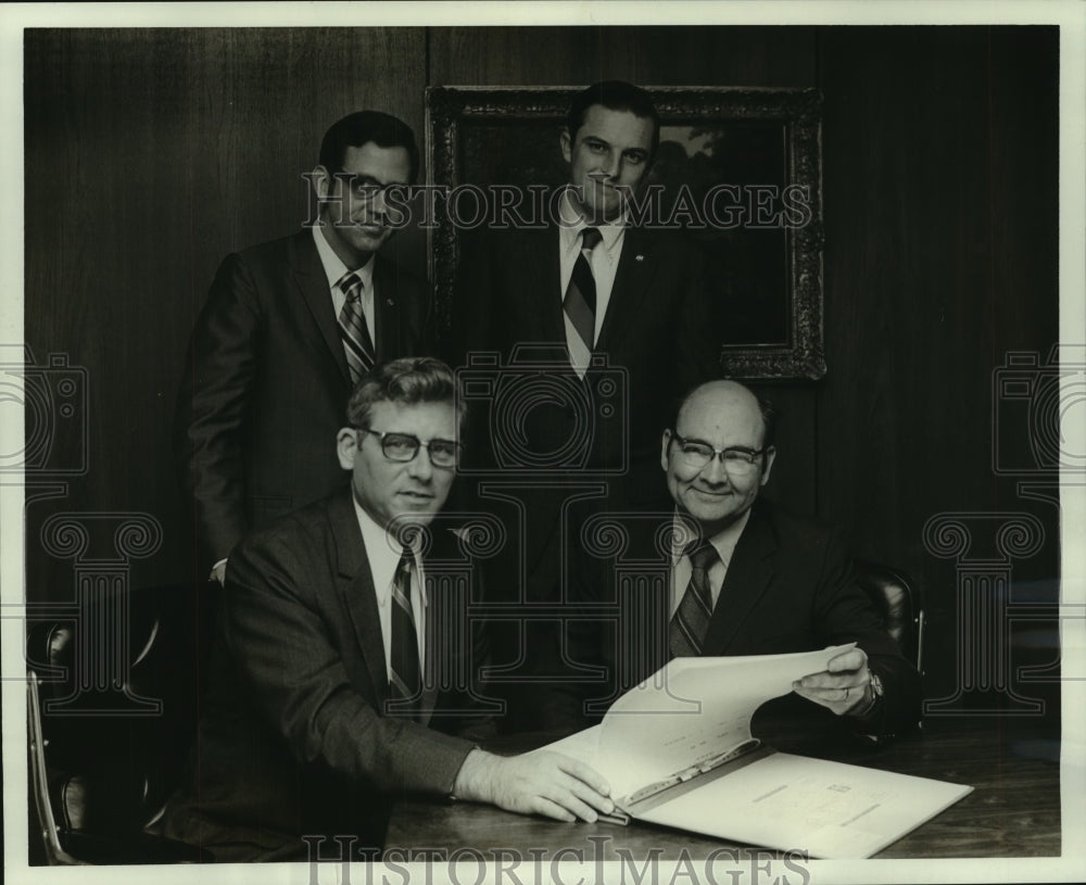 1972 Press Photo 41st National Meeting- Operations Research Society of America- Historic Images