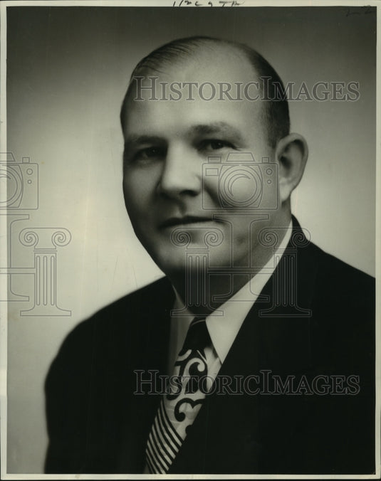 1952 Press Photo Oran "Dorley" Dawson, Agr. Vice President, Second National Bank- Historic Images