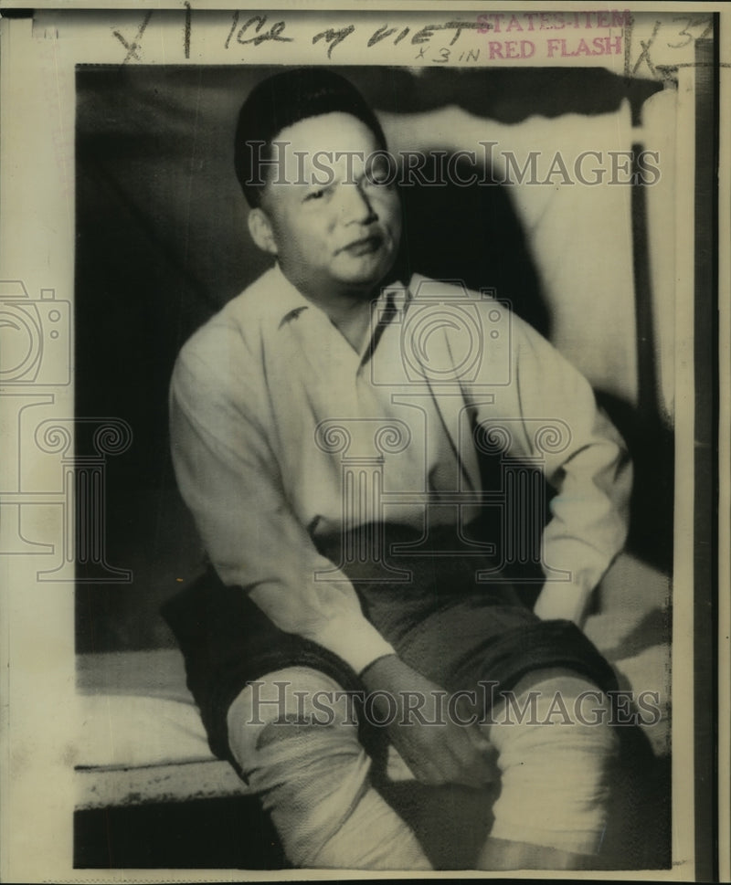 Load image into Gallery viewer, 1966 Press Photo Dr. Phan Quang Dan, liberal politician was assassination target

