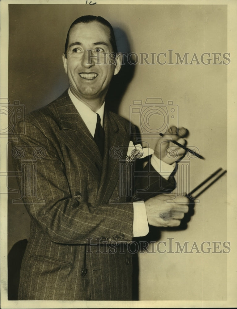 1941 Press Photo Paul Dedroit- Historic Images