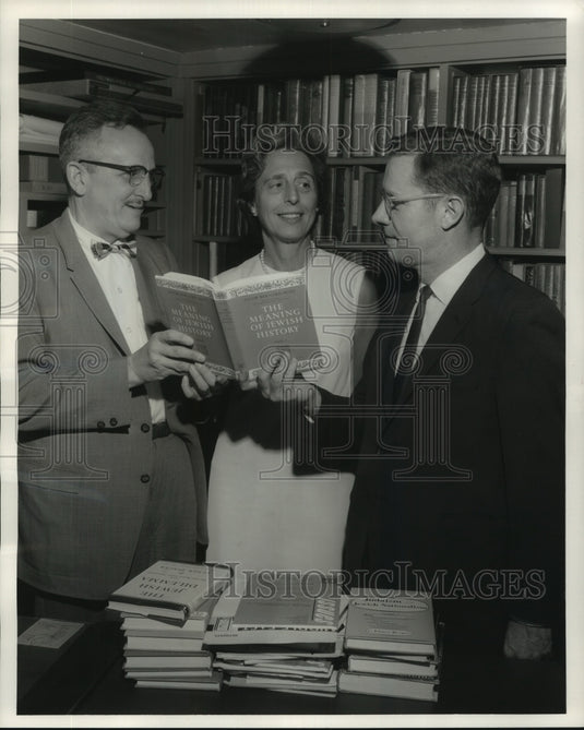 1966 Press Photo American Judaism Collection presented to Howard-Tilton Library