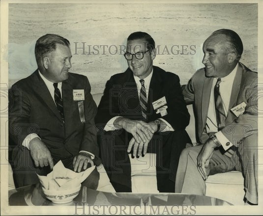 1968 Press Photo John W. de Milhau of Chase Manhattan Bank of New York City