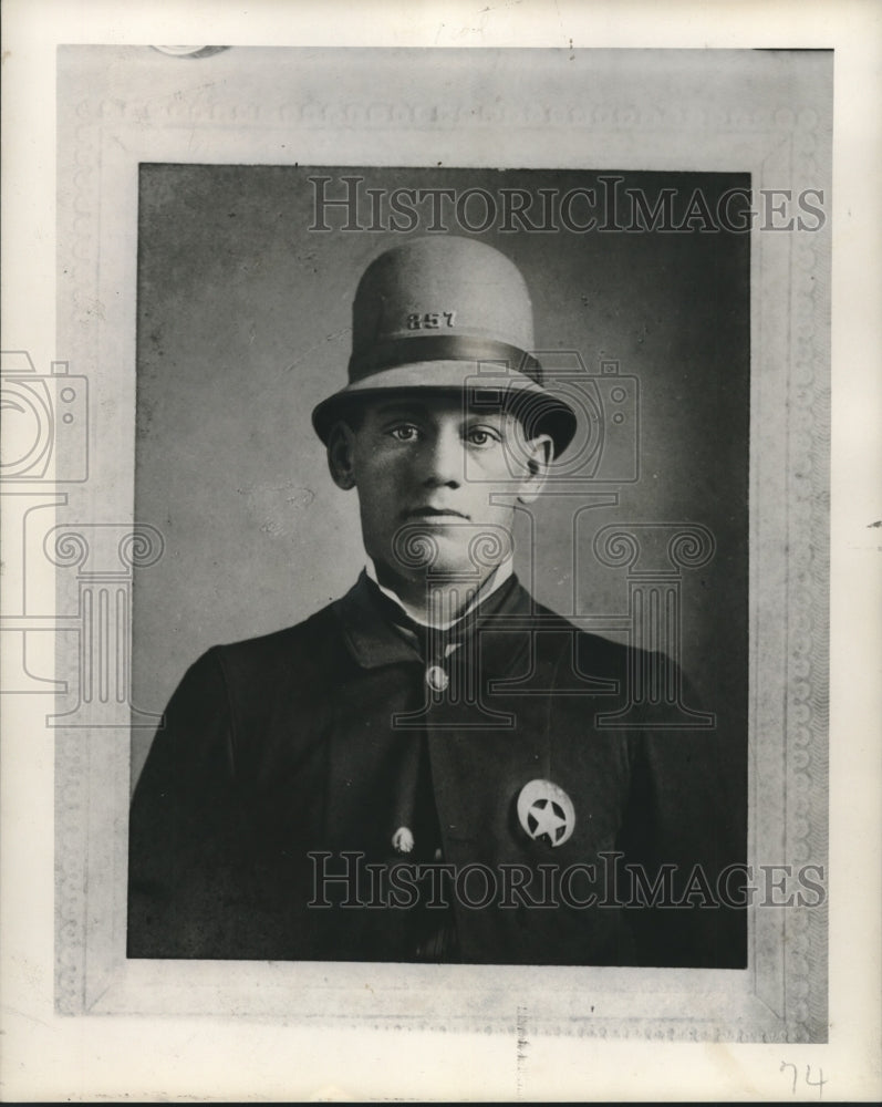 1946 Press Photo George Dillamann - noa87908