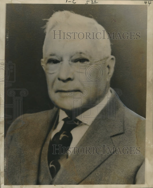 1954 Press Photo Portrait of George De Reyna - noa88202