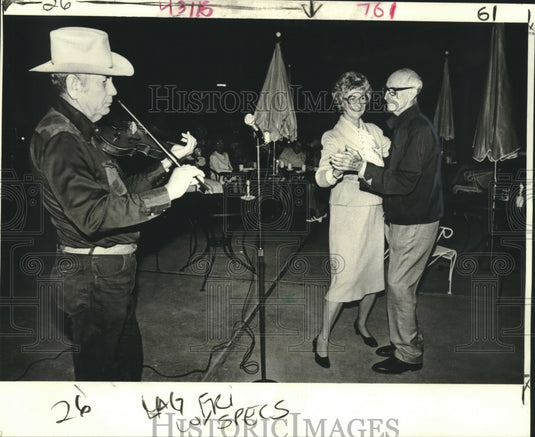 1980 Press Photo Kathleen Dollymore & Joseph Berrigan dance to fiddle music- Historic Images