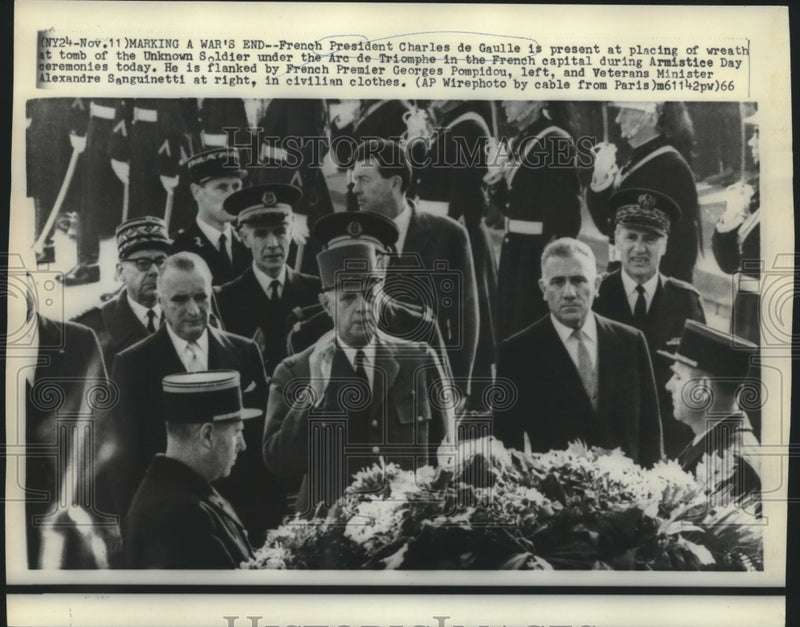 Load image into Gallery viewer, 1966 Press Photo French President Charles de Gaulle attends Armistice Day rites
