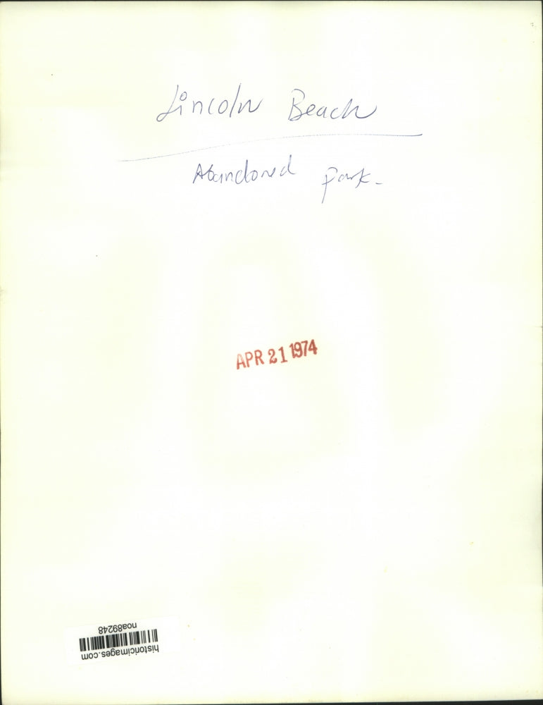 1974 Press Photo Abandoned machine at Lincoln Beach park - noa89248