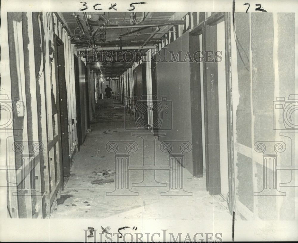  Press Photo Renovations in Shakespeare Memorial Home, Algiers, Louisiana- Historic Images