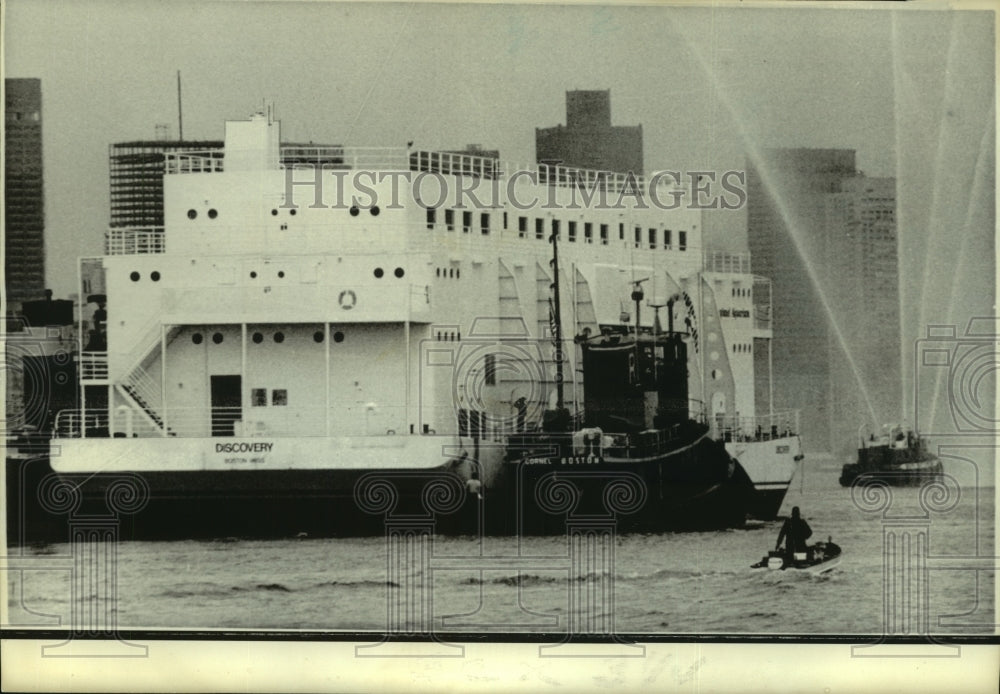 1974 Press Photo Discovery towed to Boston via the St. Lawrence seaway