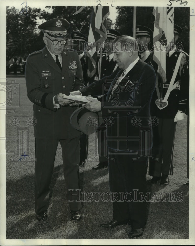 Load image into Gallery viewer, 1967 Press Photo Eberhard P. Deutsch, honored by Army at Fort Sam ceremonies
