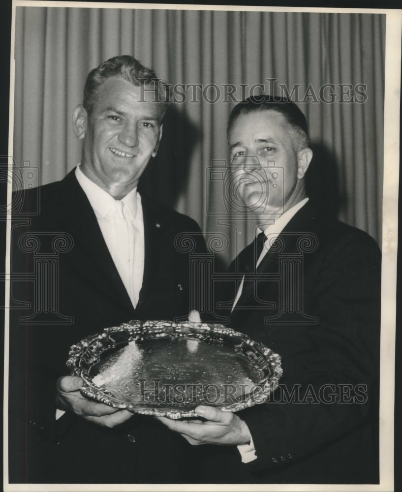 1964 Press Photo Woodrow W. Dumas and F.E. Shepherd- Historic Images