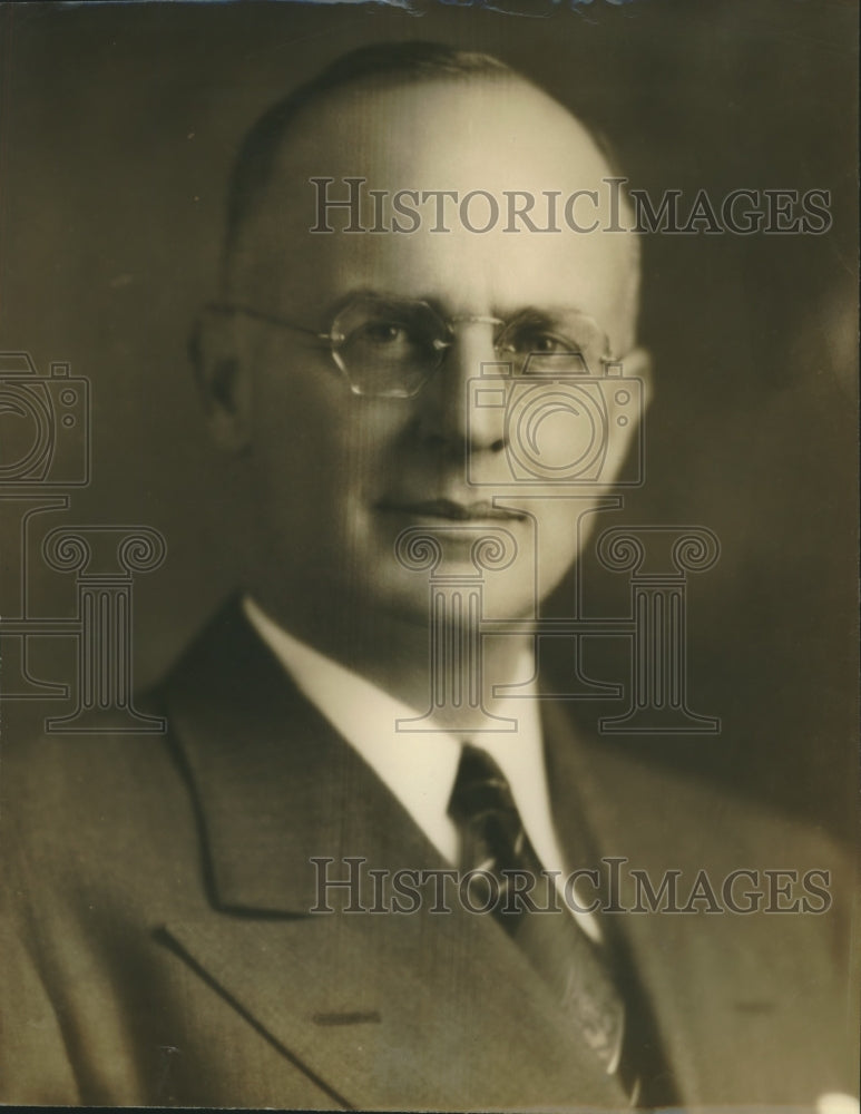 1945 Press Photo H.S. Dumas, President Southern Bell Telephone Company- Historic Images