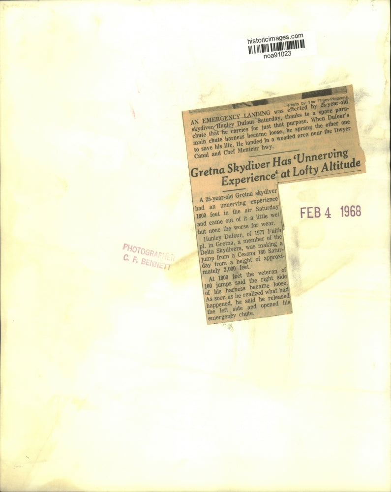 1968 Press Photo Skydiver Hunley Dufour survived a parachute malfunction