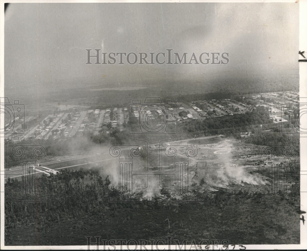 1963 Press Photo Smouldering City Dump one of smog contributors in Gentilly Area