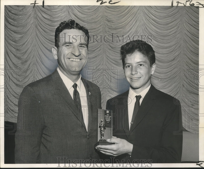 Load image into Gallery viewer, 1963 Press Photo 1963 Optimist Club of New Orleans Oratorical Contest
