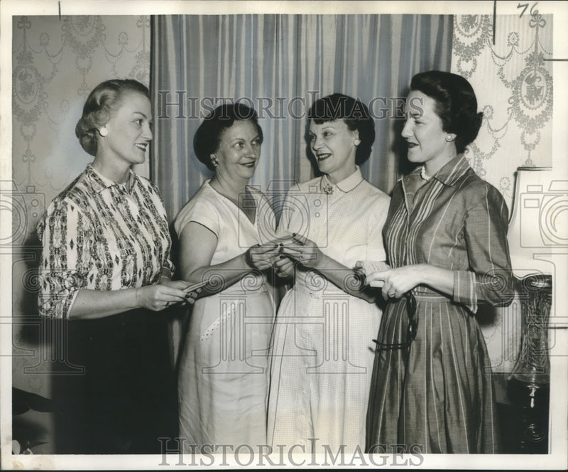 Load image into Gallery viewer, 1956 Press Photo Mother's Club of St. Martin's Protestant-Episcopal School
