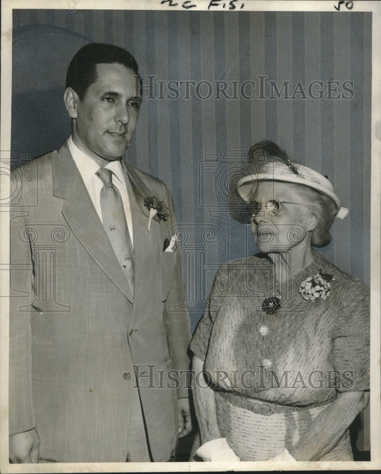 1954 Press Photo Mary Ducols Honored by New Orleans Lodge of the Elks