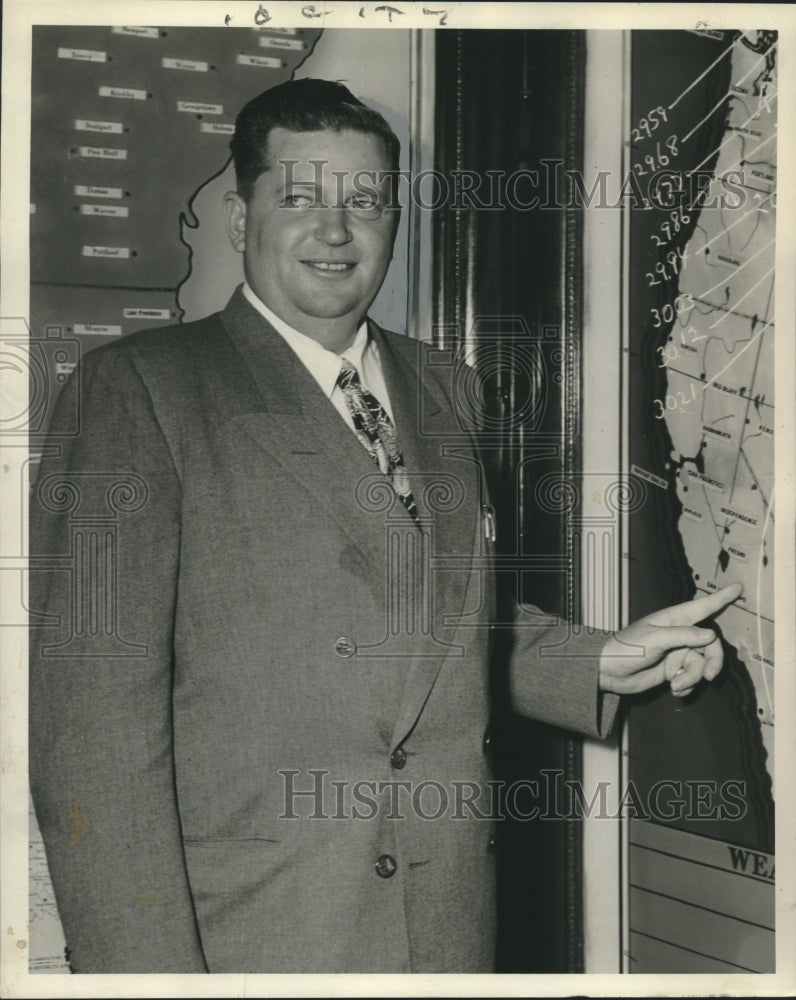 1952 Press Photo M.L. Dudley, president of the Fresno Cotton Exchange