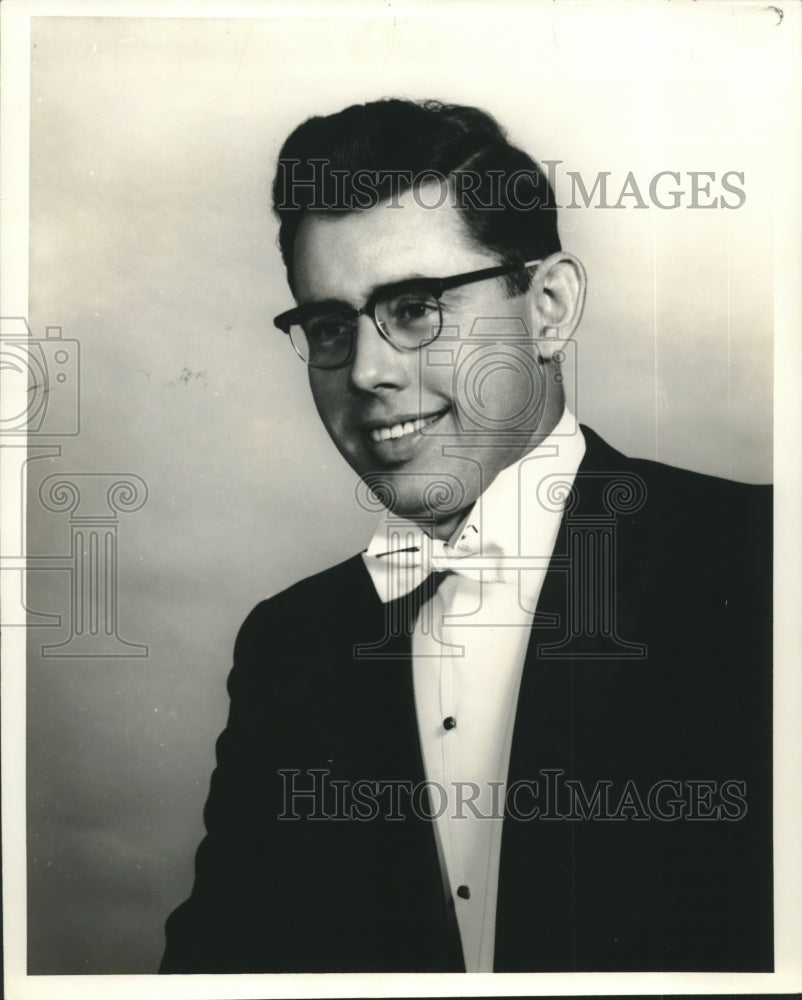 1963 Press Photo William Dugan, piano instructor at Xavier University- Historic Images