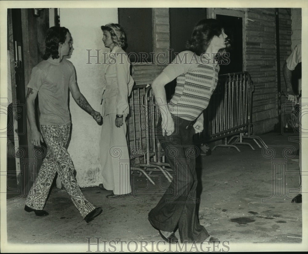1973 Press Photo People on the street of New Orleans. - noa93044