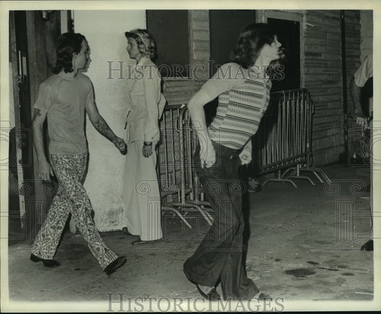 1973 Press Photo People on the street of New Orleans. - noa93044