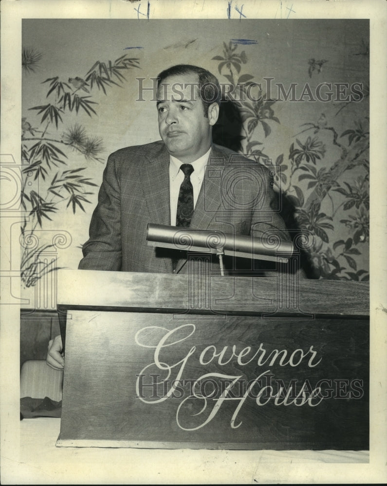 1969 Press Photo Jack Dolph, Commissioner, American Basketball Association.- Historic Images