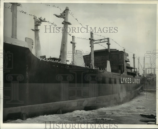 1966 Press Photo SS Dolly Truman launched at Avondale Shipyards, New Orleans