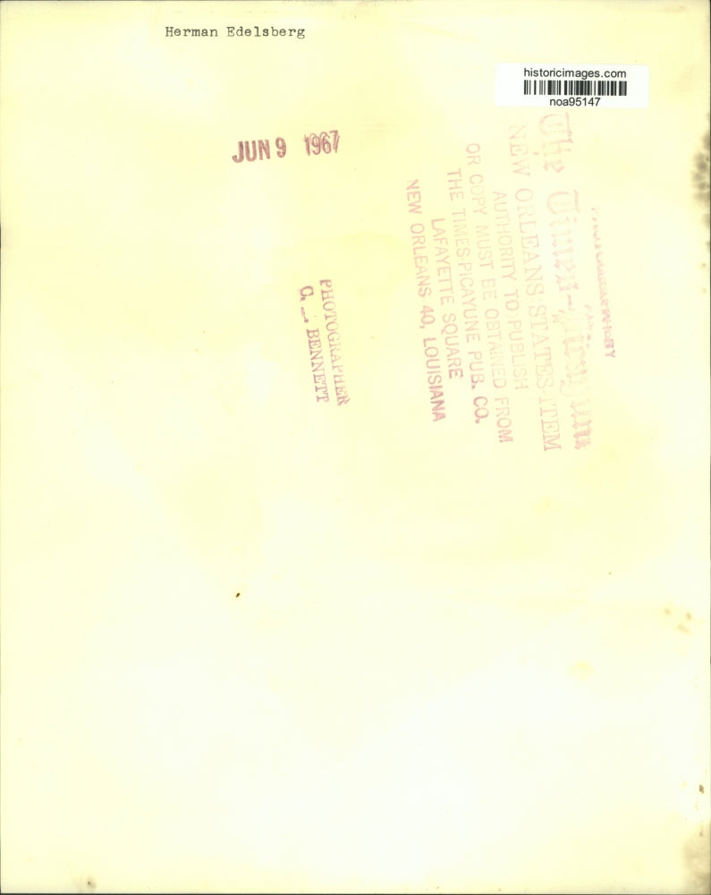 Load image into Gallery viewer, 1967 Press Photo Herman Edelsberg, director of B'nai B'rith's internal affairs
