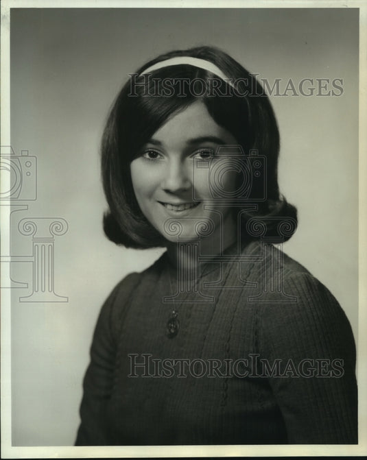 1967 Press Photo Miss Lynn Sherrie Eckhardt, maid in court of Ball of the Krewe