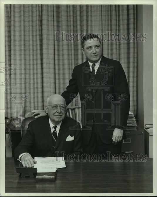 1963 Press Photo J. Everett Eaves Sr. and J. Everett Eaves Jr. - noa95557