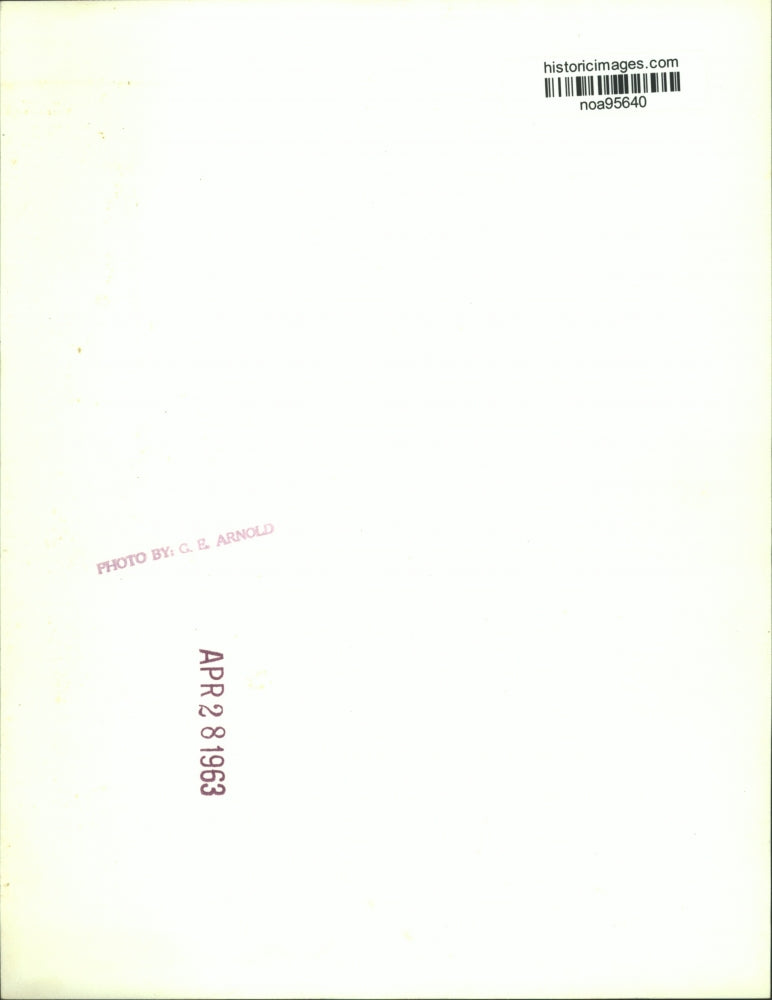 1963 Press Photo Young woman portrait - noa95640