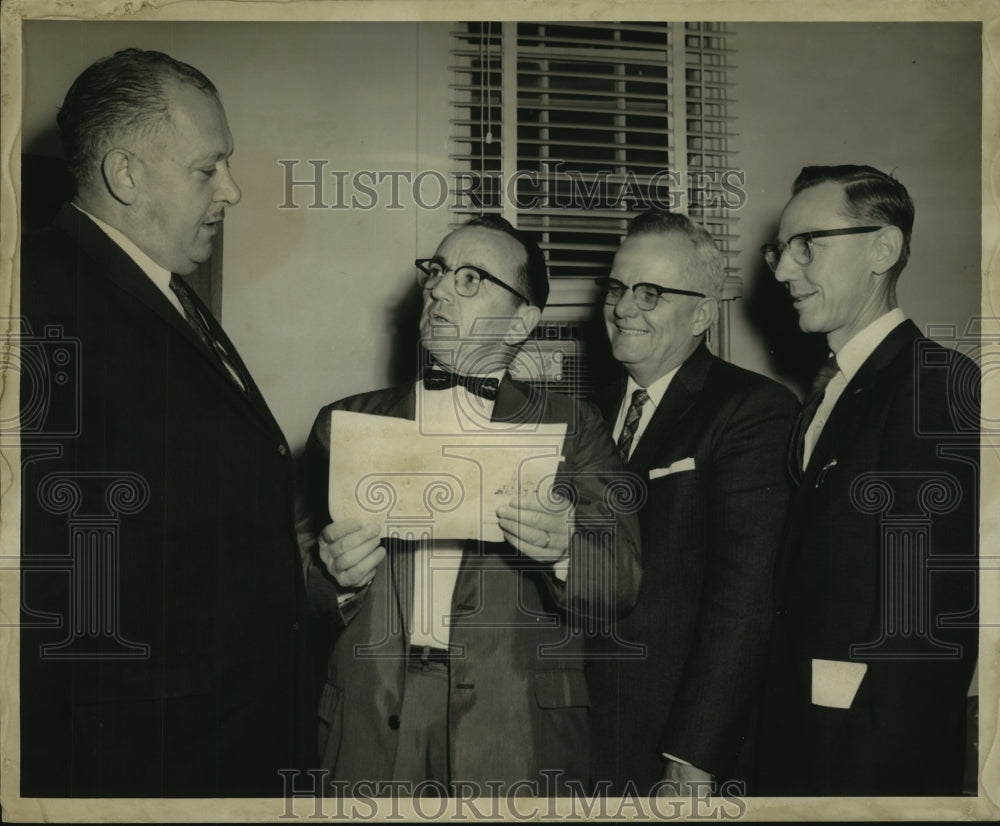 1960 Press Photo Re-elected officers, New Orleans Baptist Association