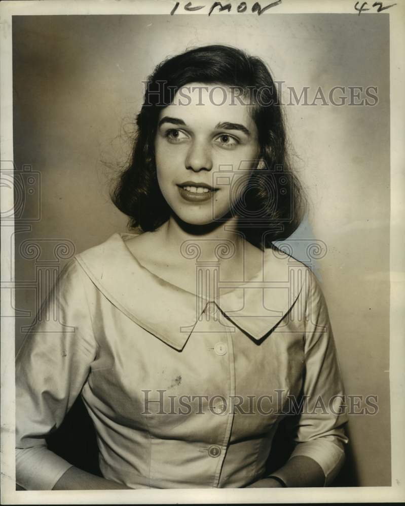 1958 Press Photo Barbara Ann Earnest featured in &quot;Terrific Teens&quot; column- Historic Images