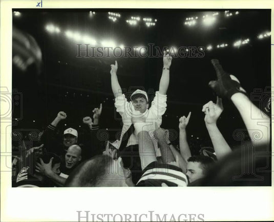 Press Photo Dennis Dunn, Evangel Football - noa97671- Historic Images