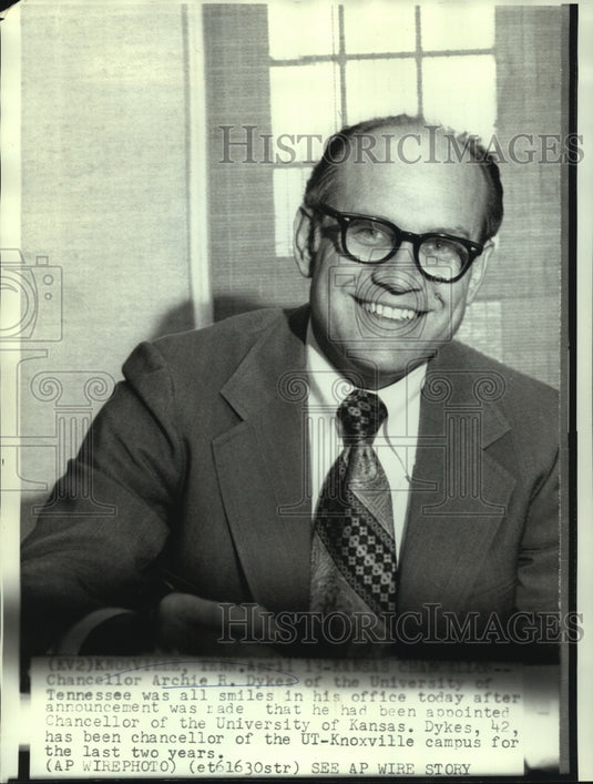 1973 Press Photo Chancellor Archie Dykes of University of Tennessee - noa98384