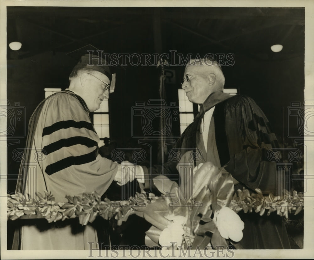 1959 Press Photo Officials at Tulane University Graduation - noa98692