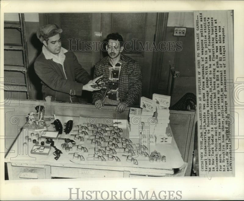 Load image into Gallery viewer, 1962 Press Photo Israel Eschevarria arrested for illegal possession of weapons
