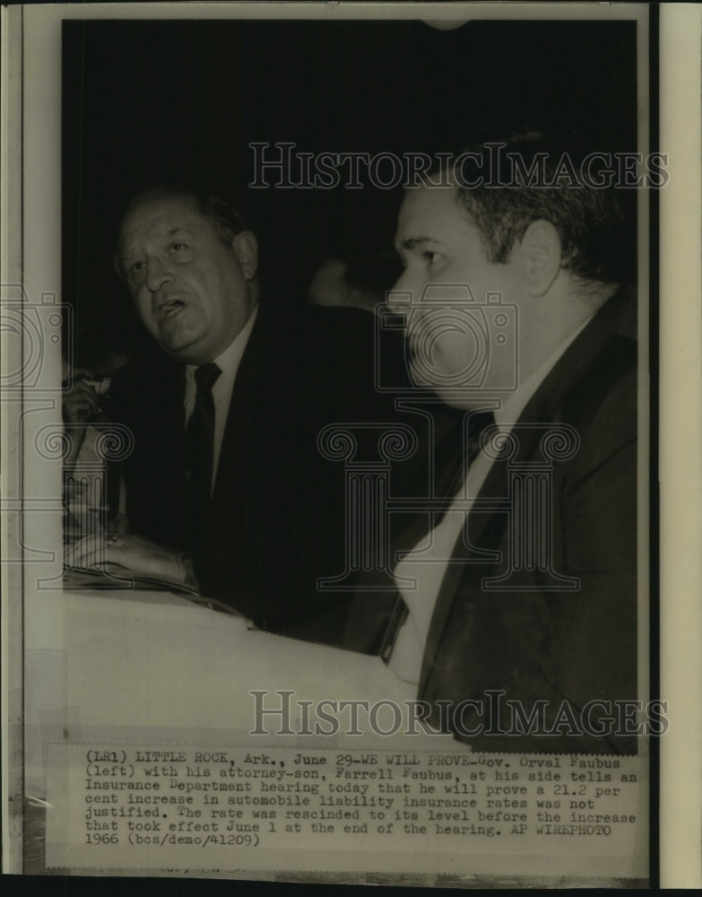 1966 Press Photo Gov. Orval Faubus with his attorney-son Farrell Faubus- Historic Images