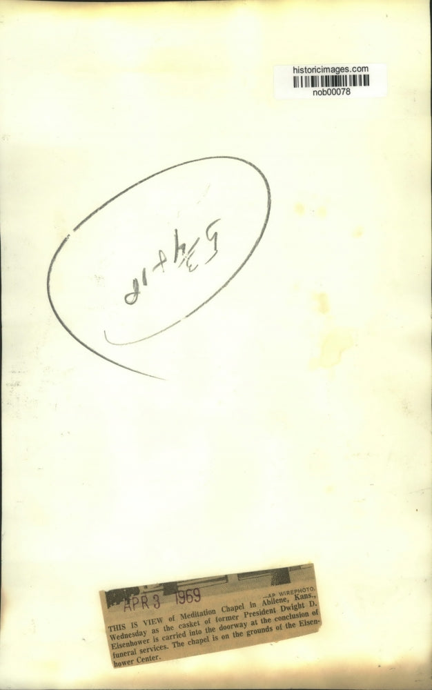 1969 Press Photo Casket of President Eisenhower carried inside Meditation Chapel