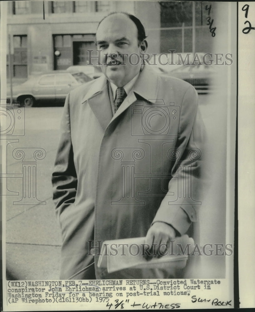 1975 Press Photo Watergate conspirator John Ehrlichman at U.S. District Court- Historic Images