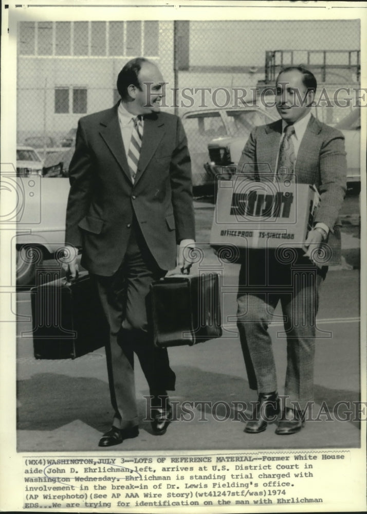 Load image into Gallery viewer, 1974 Press Photo Ex-White House aide John Ehrlichman arrives at District Court
