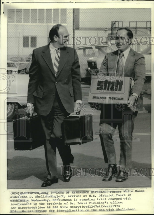 1974 Press Photo Ex-White House aide John Ehrlichman arrives at District Court