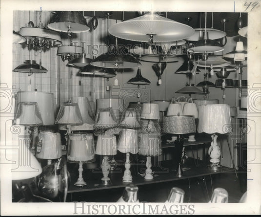 1956 Press Photo Electrical Supply Company's lighting fixtures showroom