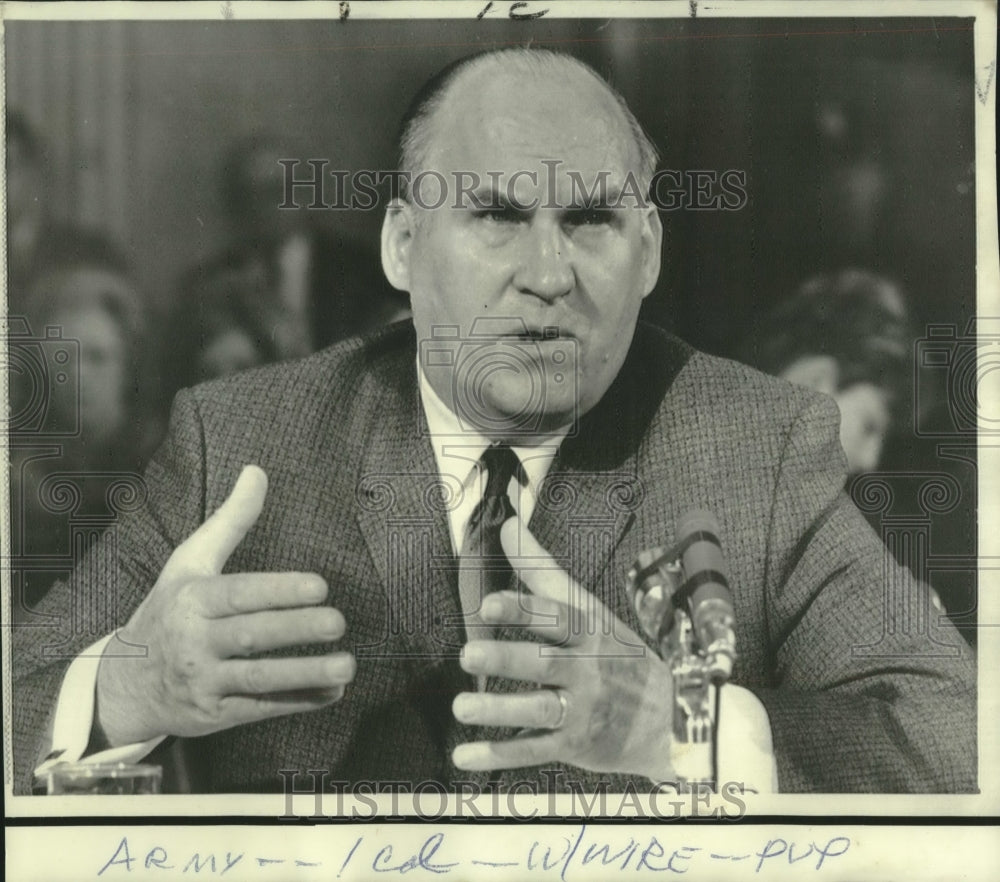 1969 Press Photo Paul Duellman, a Chicago police lieutenant, Senate Subcommittee- Historic Images