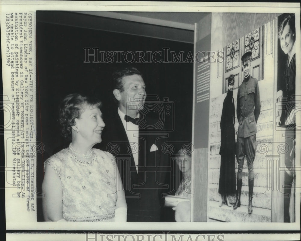 1967 Press Photo Mrs. Dwight D. Eisenhower and Mayor John Lindsay of New York- Historic Images