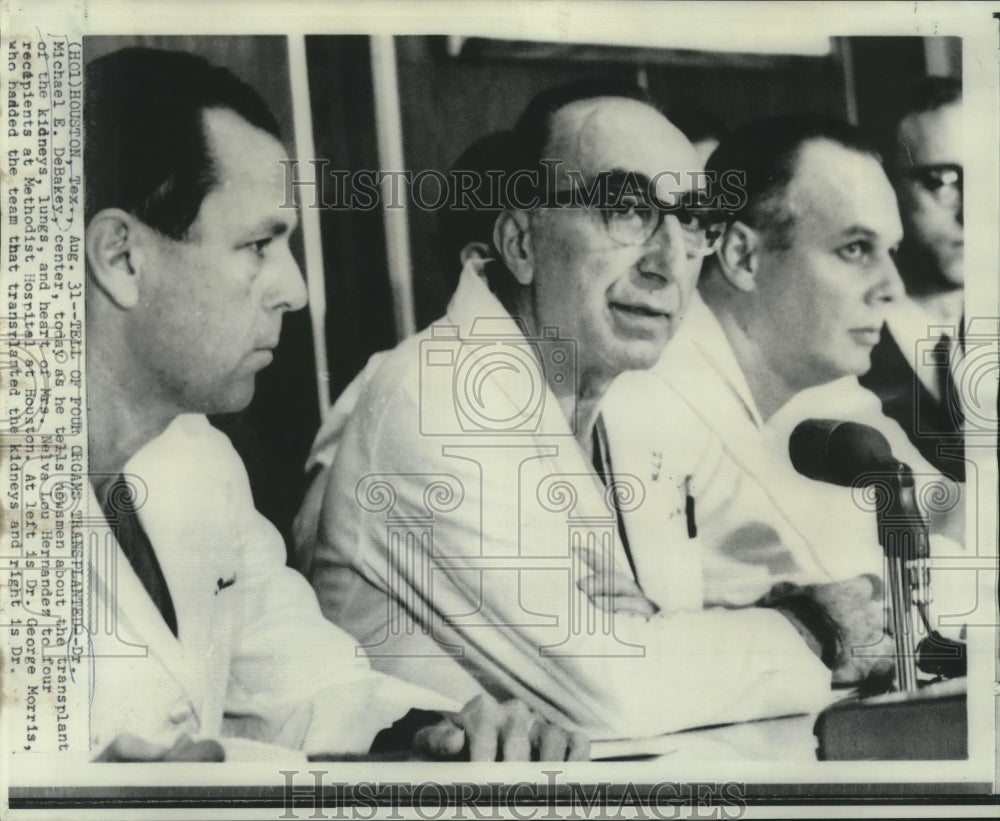 1968 Press Photo Dr. Michael DeBakey discusses transplant of Mrs. Lou Hernandez- Historic Images